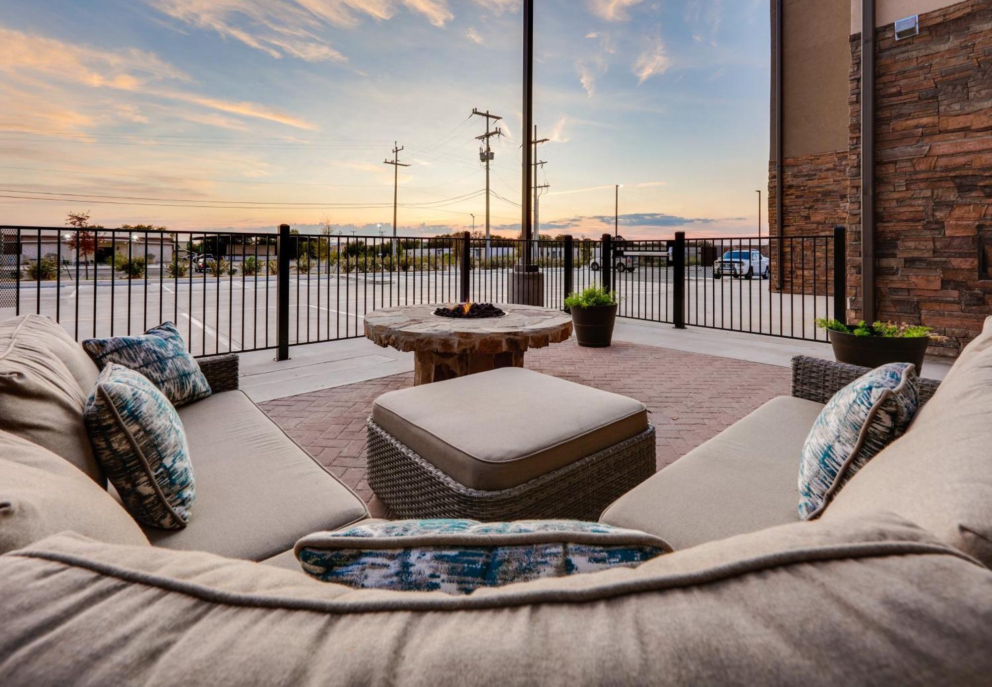 Staybridge Suites San Antonio - Schertz By Ihg Eksteriør bilde